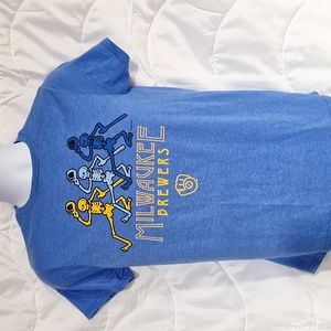2019 Milwaukee Brewers Dancing Skeletons Shirt, Small